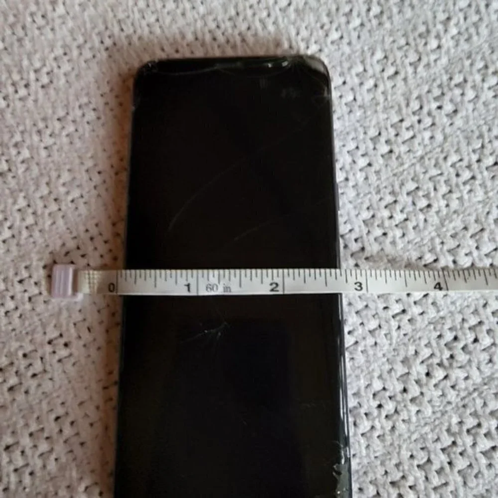 Samsung Galaxy S8 Black‎ Phone Unlocked, Working, Need Screen Replaced Otter Box